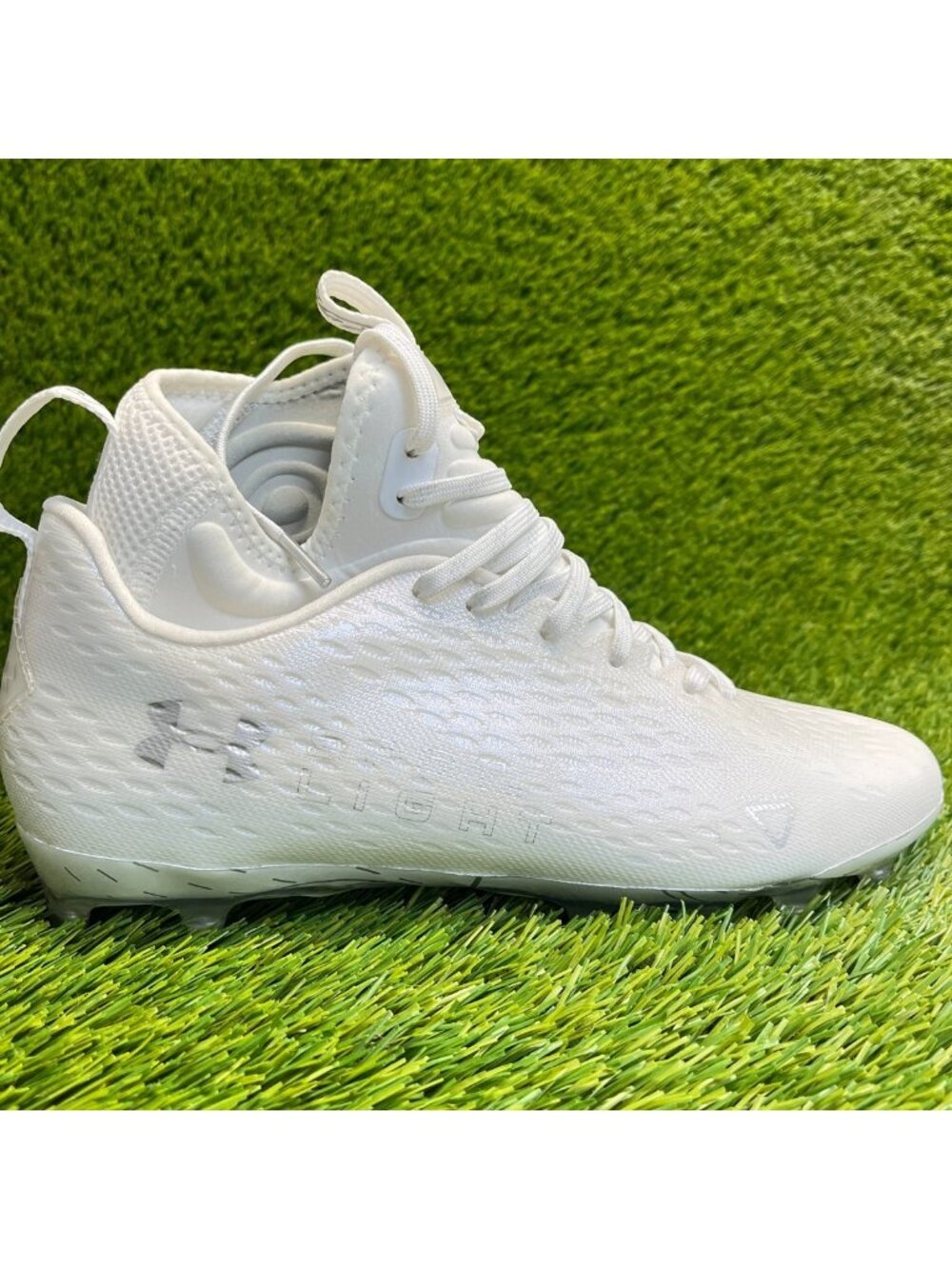 Under Armour Spotlight Lux MC 2.0 Mens Size 9.5 White Running Football Cleats